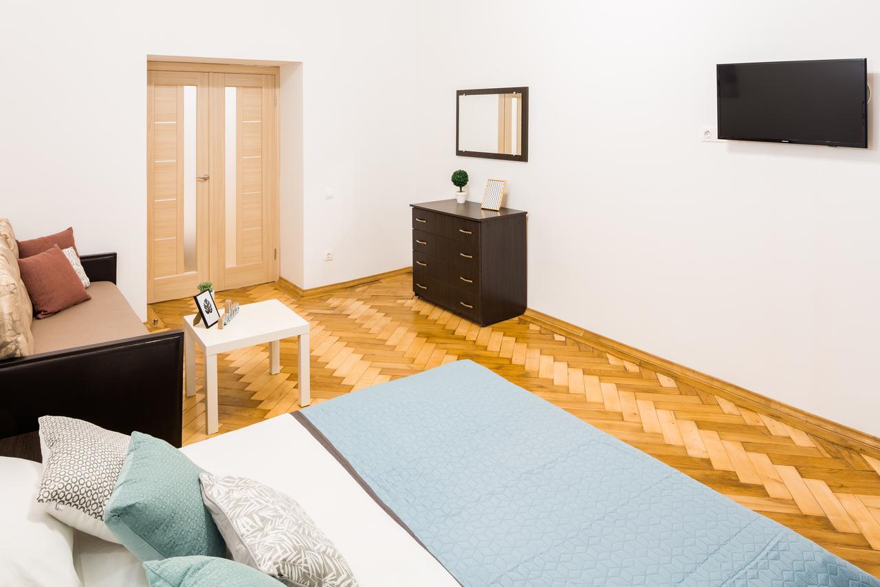 Bright And Cozy Apart With Balcony Leópolis Exterior foto