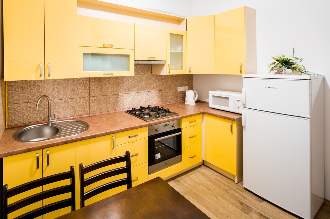 Bright And Cozy Apart With Balcony Leópolis Exterior foto